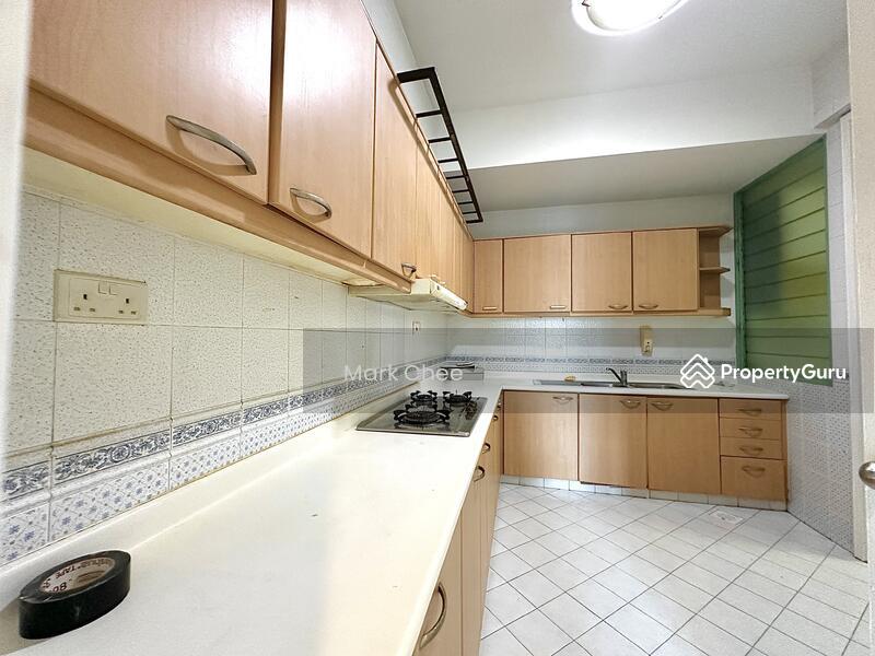 Apartment for Sale: D14, 398074