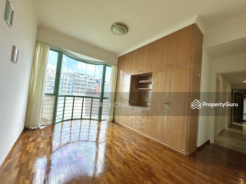 Apartment for Sale: D14, 398074
