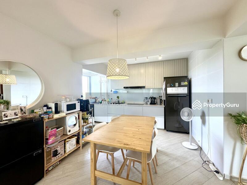 HDB Flat for Sale: D27, 751102