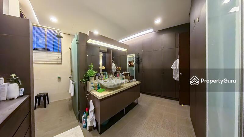 Corner Terrace for Sale: D26, 789212