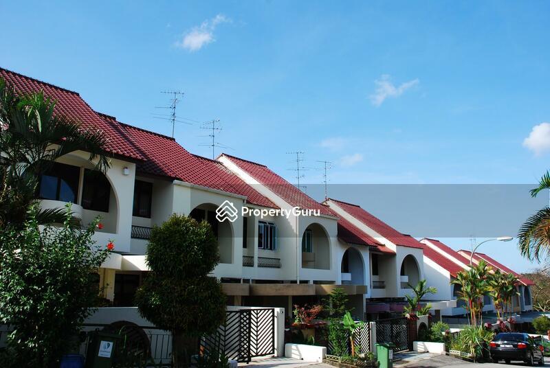 Corner Terrace for Sale: D26, 789212