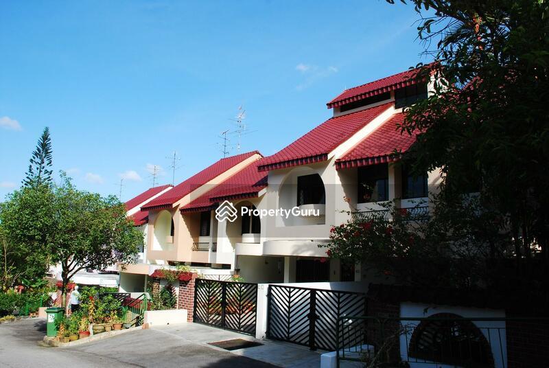 Corner Terrace for Sale: D26, 789212