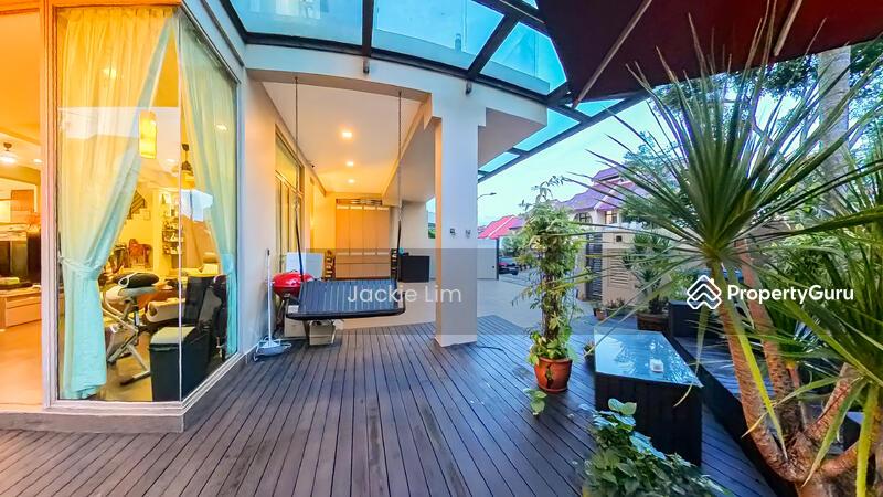 Corner Terrace for Sale: D26, 789212