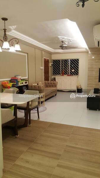 Prop-GPT: HDB Flat: D05  375 Clementi Avenue 4
