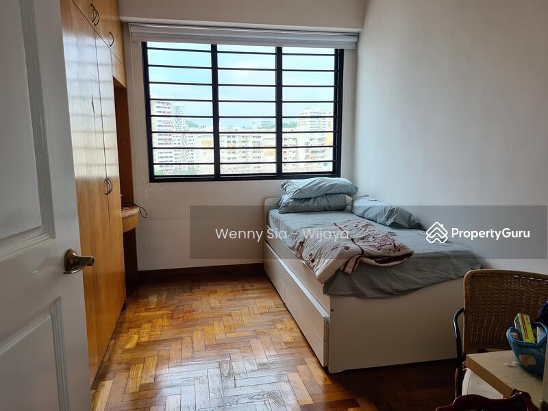 Condominium for Sale, Harbour View Towers, SGD 2,150,000 | 99-year lease