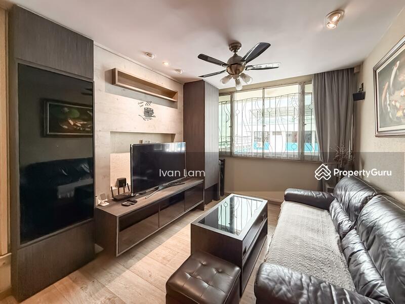 Prop-GPT: HDB Flat: D18  861A Tampines Avenue 5