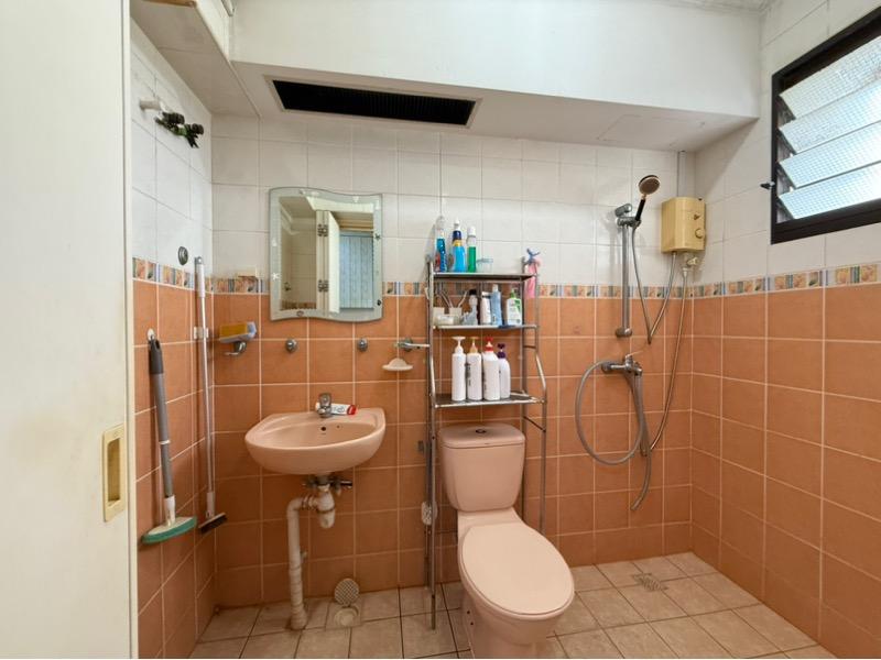 985B Buangkok Crescent HDB Apartment For Sale, $658,000, 3 Bed 2 Bath 1,184 sqft $556.00 psf