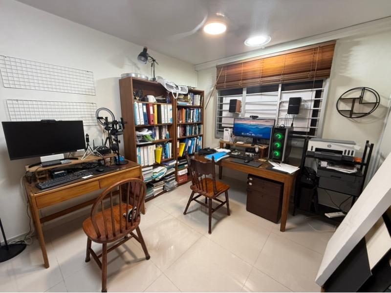 Prop-GPT: HDB Apartment: D19  208 Serangoon Central