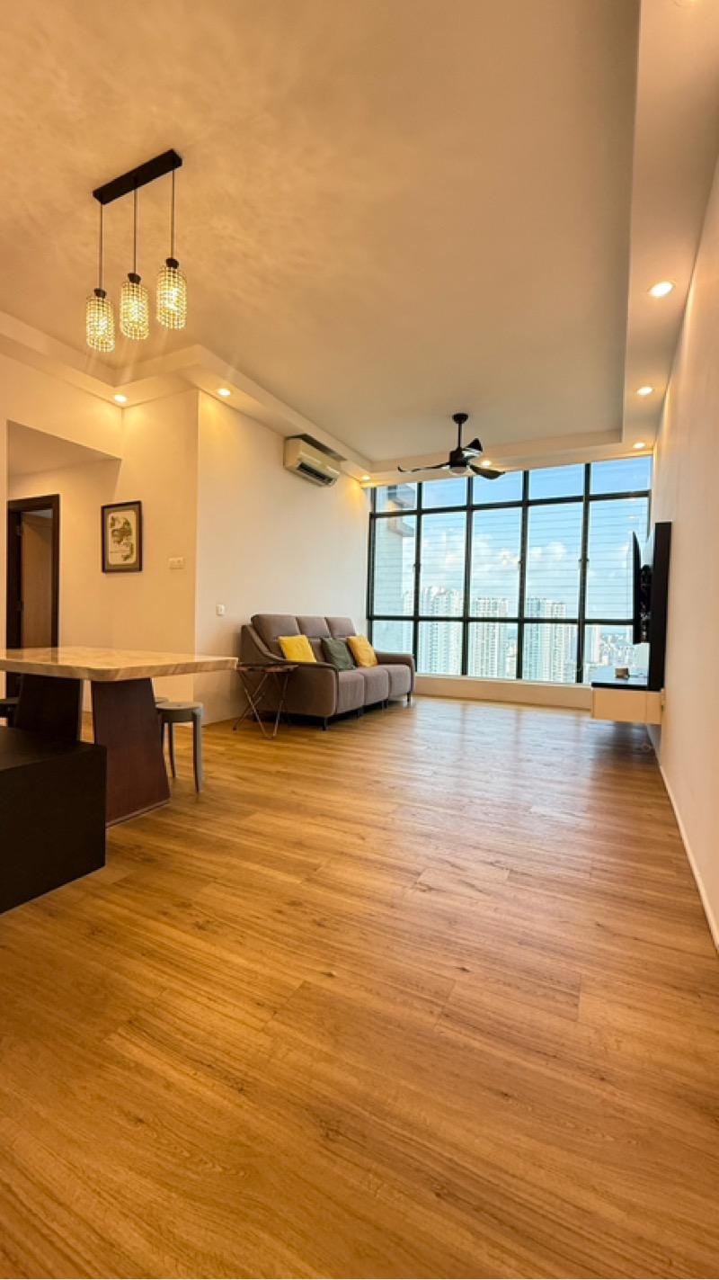 Prop-GPT: Condominium: D23 Bukit Batok REGENT HEIGHTS