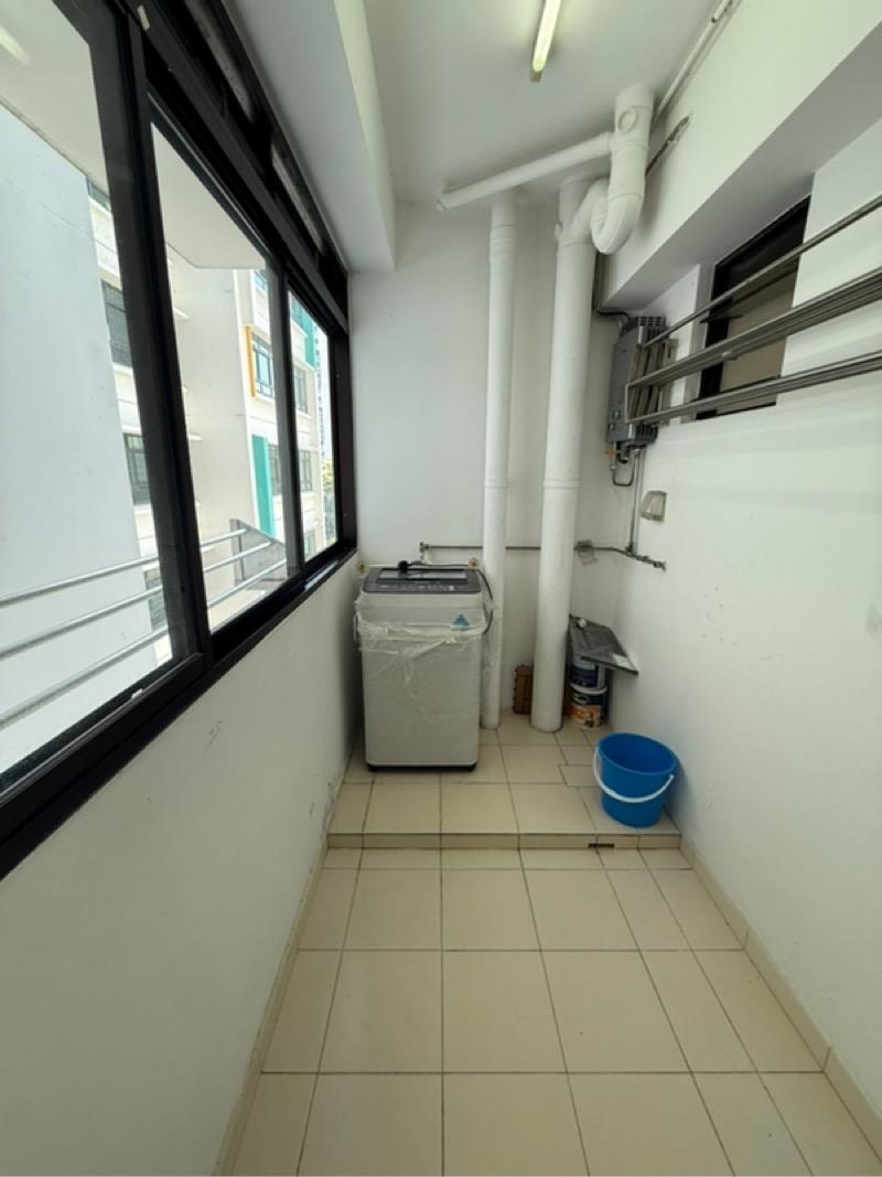 441D Fernvale Road HDB Apartment For Sale, $650,000, 3 Bed 2 Bath 1,001 sqft $649.00 psf