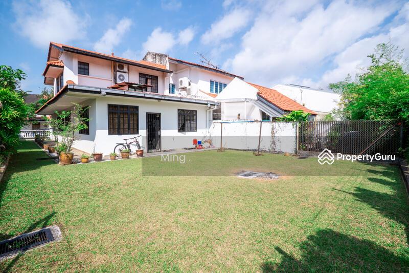Prop-GPT: Corner Terrace: D15  Corner Terrace! Huge Square Land! Unblock! $17xxpsf!