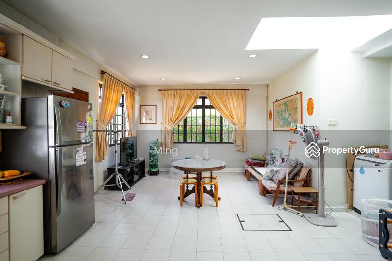 Corner Terrace for Sale: D15, 455147