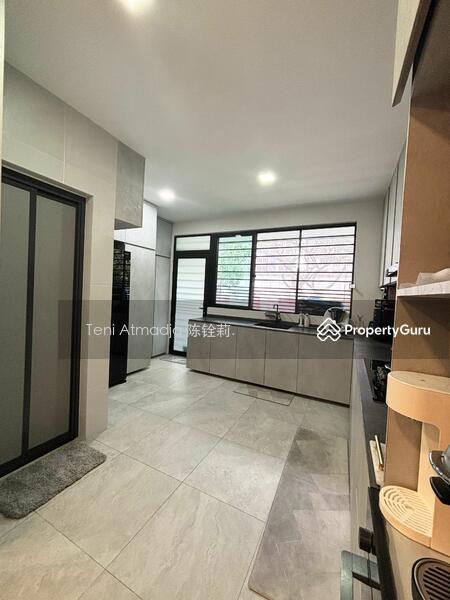 Terrace for Sale: D20, 570000
