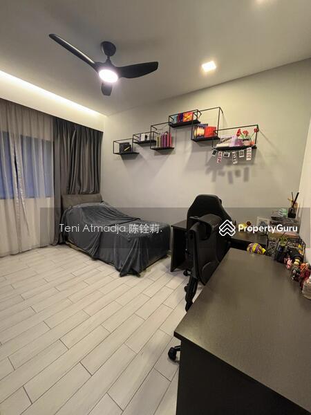 Terrace for Sale: D20, 570000