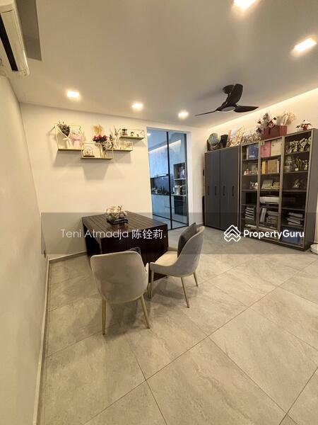 Terrace for Sale: D20, 570000