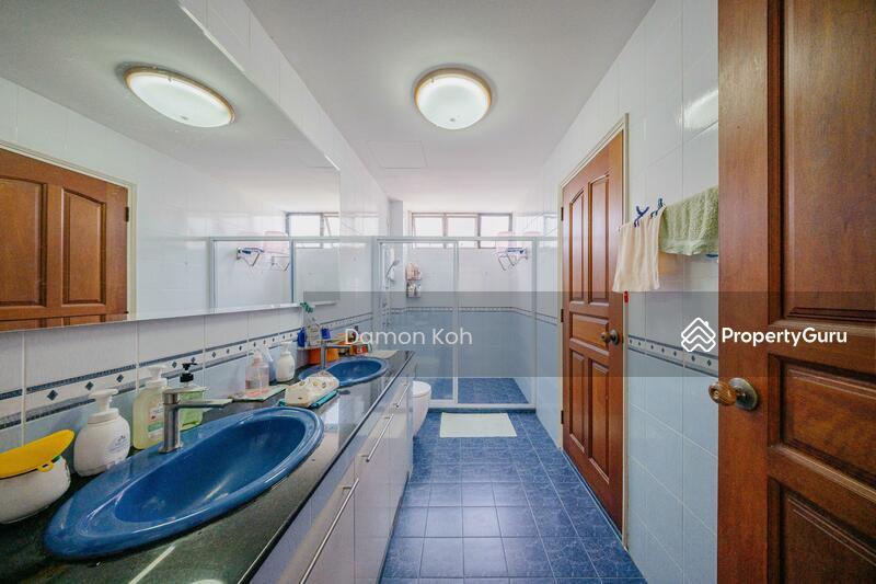 Terrace for Sale, Freehold 3 Storeys Terrace @ Sunrise Estate, SGD 4,050,000 | Freehold