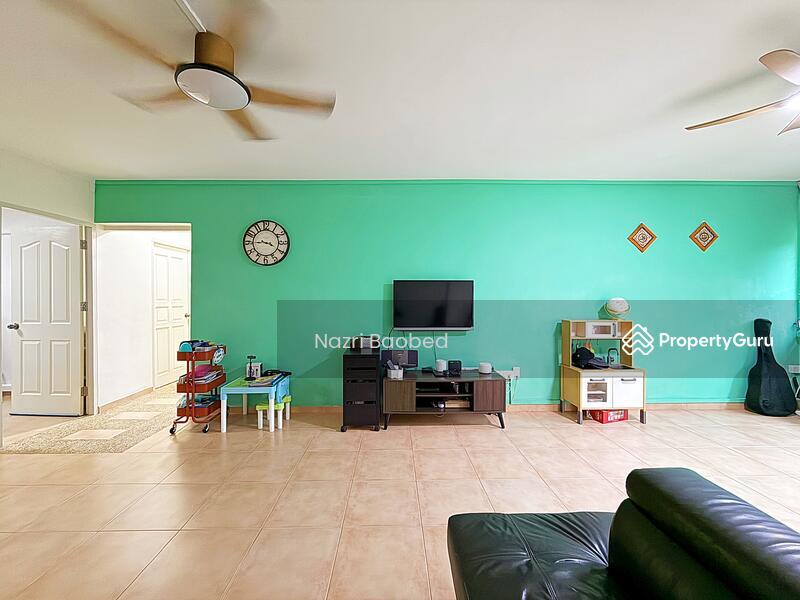 Prop-GPT: HDB Flat: D18  103 Tampines Street 11