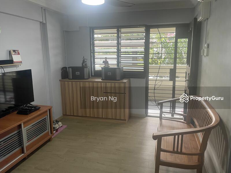 HDB Flat for Sale, 42 Telok Blangah Rise, SGD 375,000 | 99-year lease