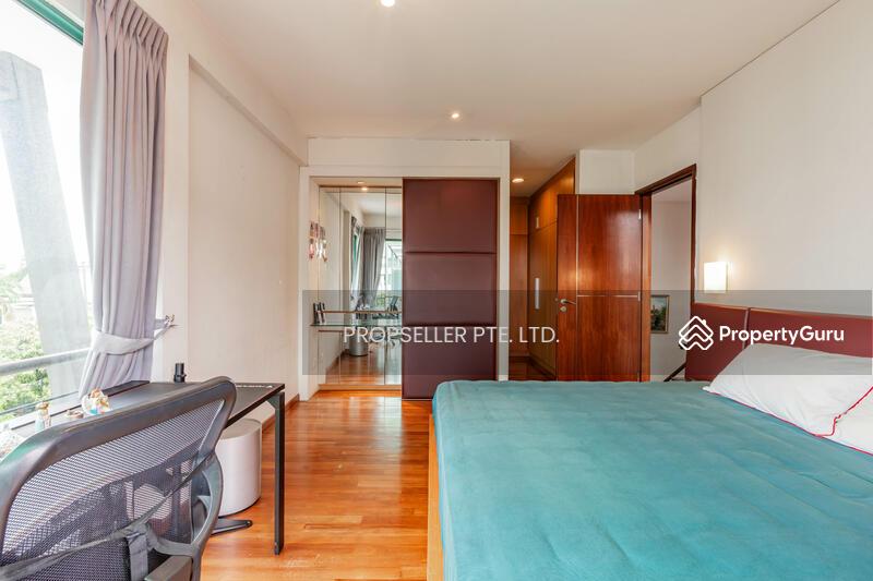 Corner Terrace for Sale: D16, 467959