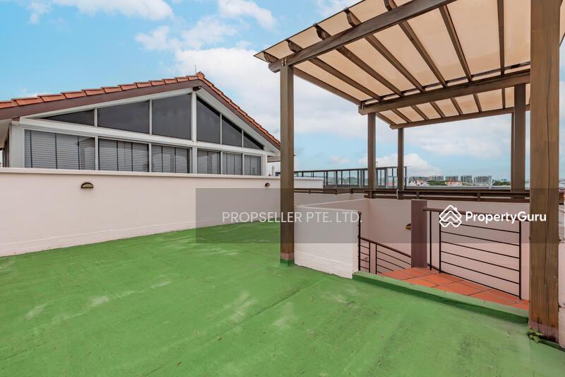 Corner Terrace for Sale: D16, 467959