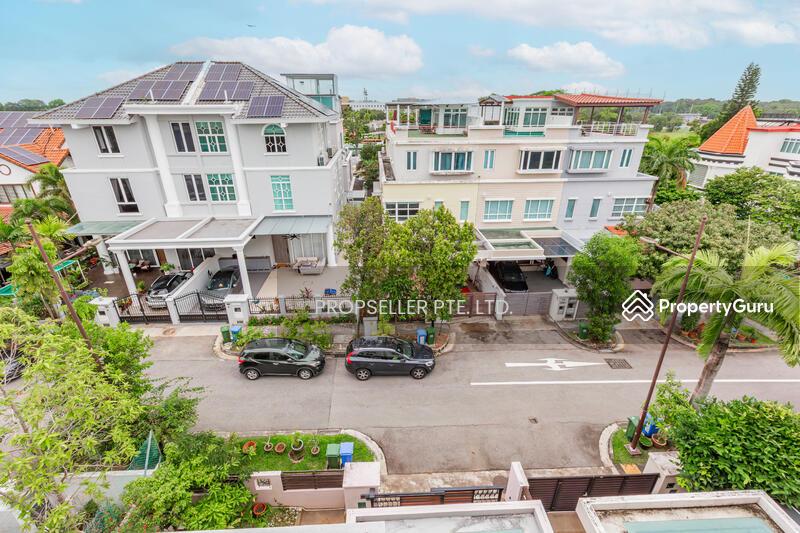 Corner Terrace for Sale: D16, 467959