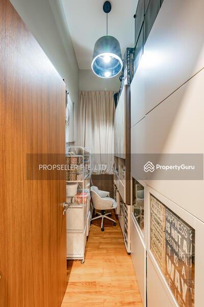 Condominium for Sale: D23, 679522