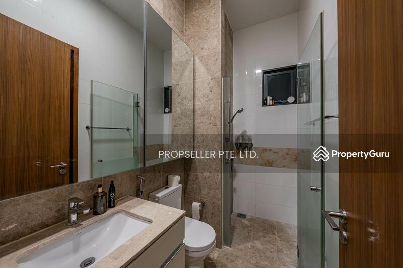 Condominium for Sale: D23, 679522