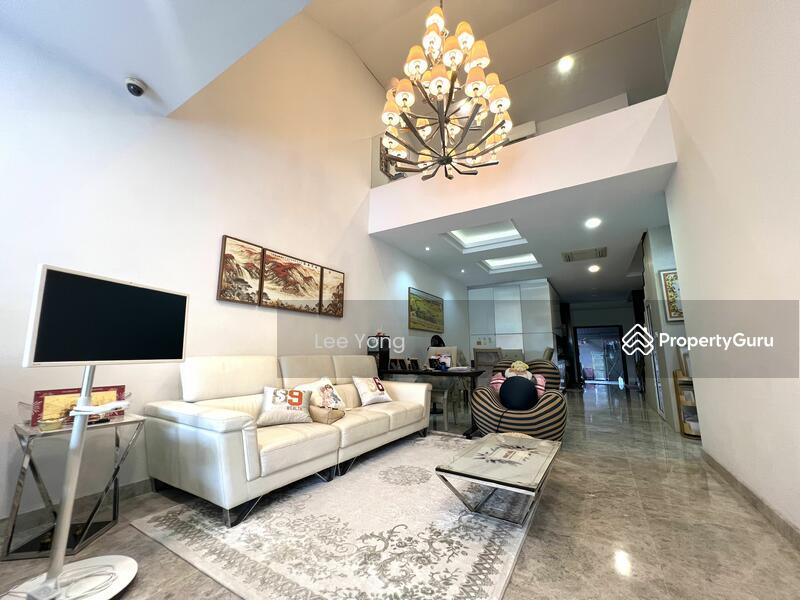 Prop-GPT: Semi-Detached: D25  Jalan jendela , Freehold woodlands , Kranji