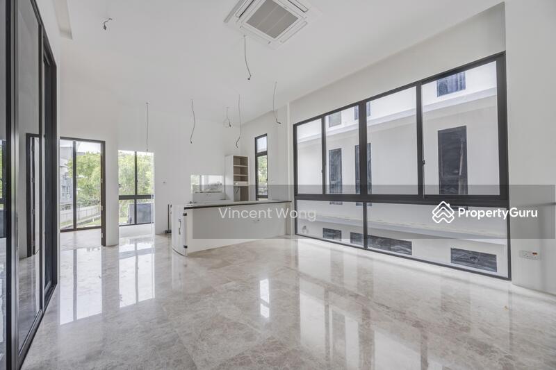 Semi-Detached for Sale: D14, 419429