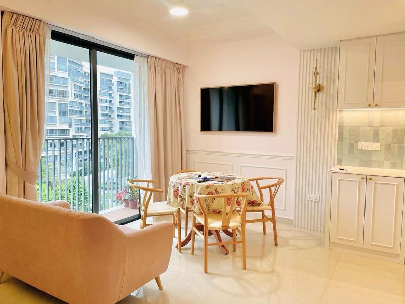 Prop-GPT: Condominium: D18 Pasir Ris Coco Palms
