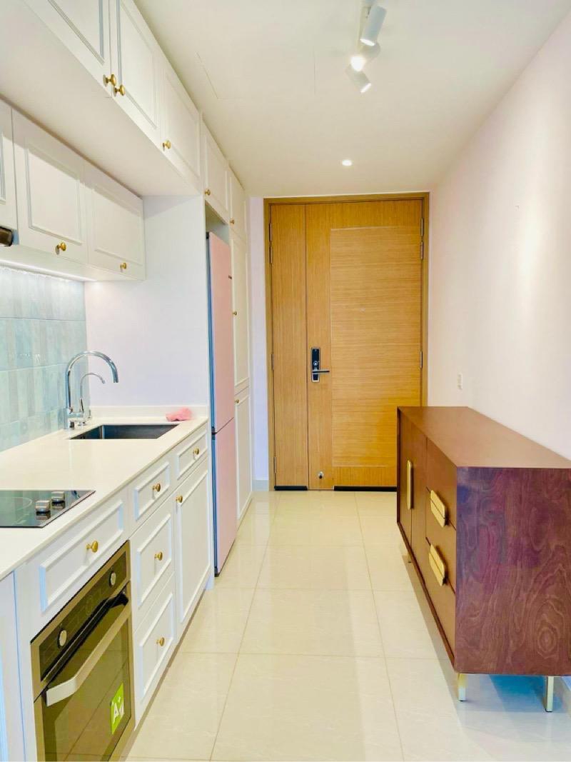 Coco Palms Condominium For Sale, $830,000, 1 Bed 1 Bath 463 sqft $1,793.00 psf