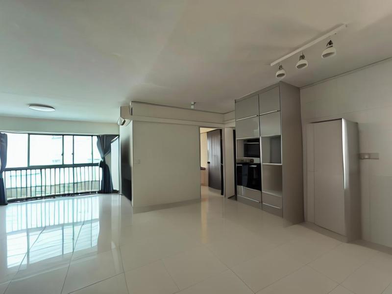 HDB Apartment for Sale, Pinnacle @ Duxton HDB Apartment For Sale, $1,350,000, 3 Bed 2 Bath 1,022 sqft $1,321.00 psf, SGD 1,350,000 | 99-year Leasehold