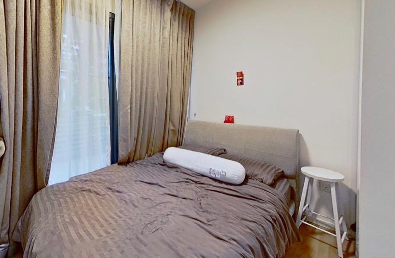 Condominium for Sale, The Lakefront Residences Condominium For Sale, $2,450,000, 3 Bed 3 Bath 1,711 sqft $1,432.00 psf, SGD 2,450,000 | 99-year Leasehold