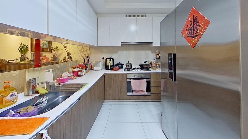 Condominium for Sale, The Lakefront Residences Condominium For Sale, $2,450,000, 3 Bed 3 Bath 1,711 sqft $1,432.00 psf, SGD 2,450,000 | 99-year Leasehold