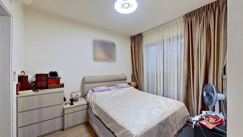 Condominium for Sale, The Lakefront Residences Condominium For Sale, $2,450,000, 3 Bed 3 Bath 1,711 sqft $1,432.00 psf, SGD 2,450,000 | 99-year Leasehold