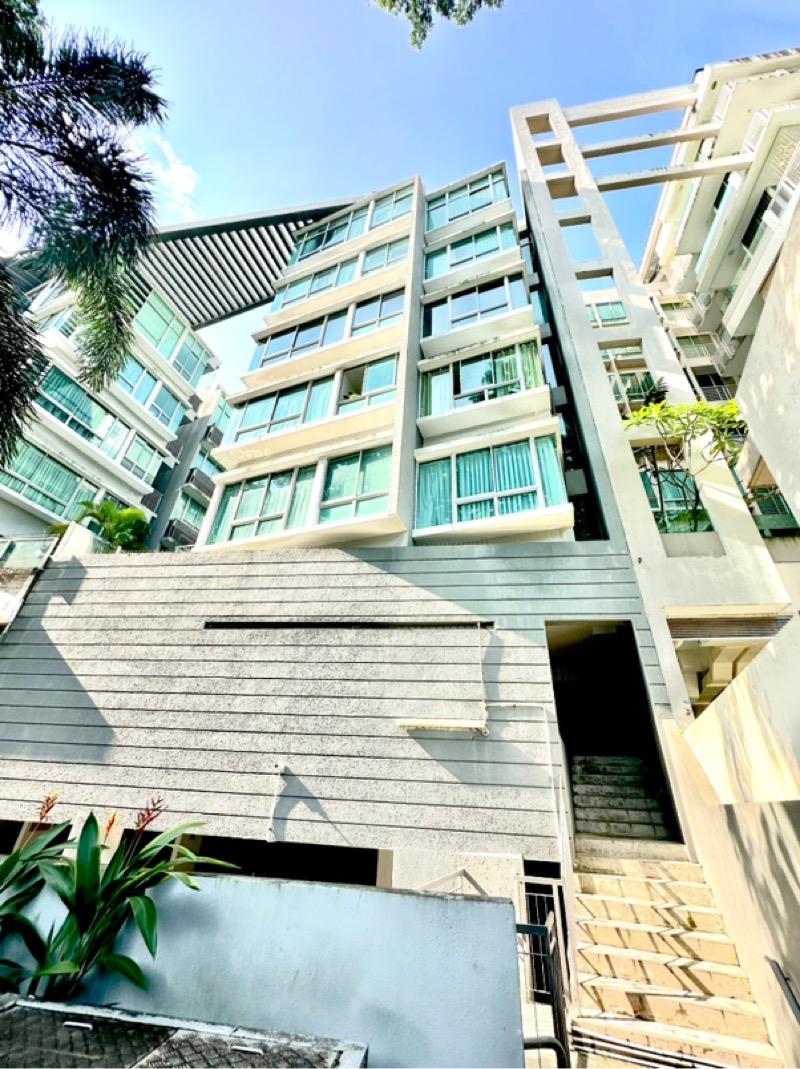 Prop-GPT: Apartment: D09 Cairnhill Mackenzie 88