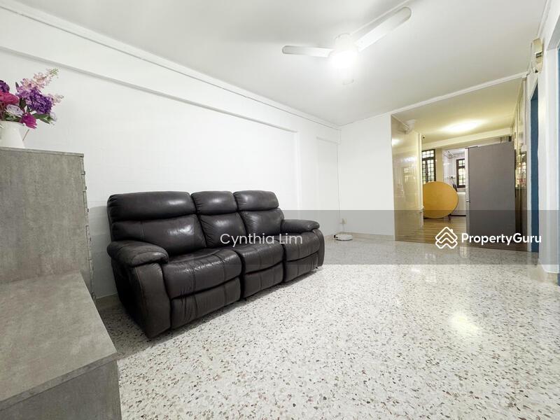 Prop-GPT: HDB Flat: D03  85 Commonwealth Close