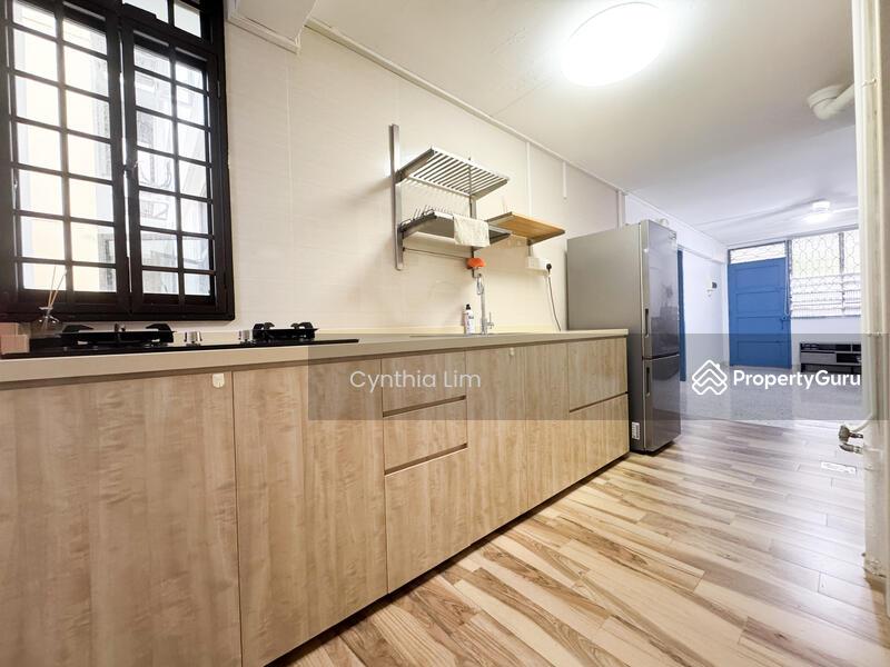 HDB Flat for Sale, 85 Commonwealth Close, SGD 380,000 | 99-year lease