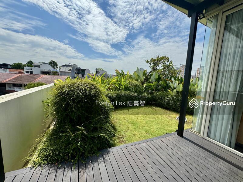 Prop-GPT: Semi-Detached: D10 Holland EVELYN 94889556ONLY $11.X MBIG MODERN SDGROVE DRIVE1KM HPPSWELL-RENOVATEDGREENERY