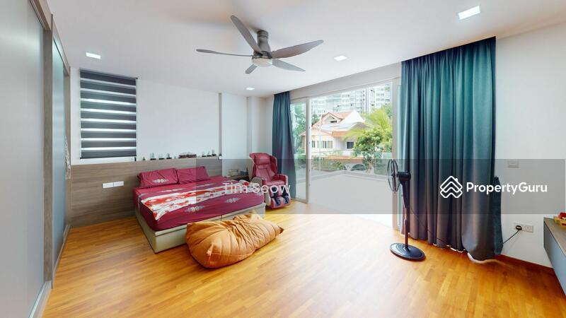 Corner Terrace for Sale: D15, 418426