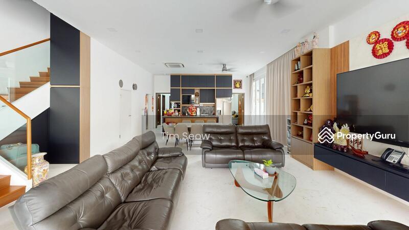 Corner Terrace for Sale: D15, 418426
