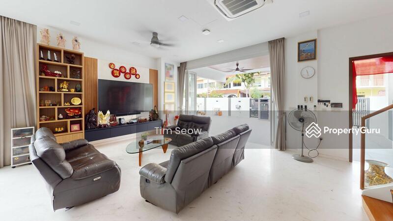 Corner Terrace for Sale: D15, 418426