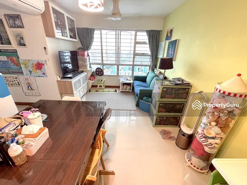 HDB Flat for Sale: D12, 333010