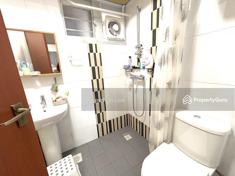 HDB Flat for Sale: D12, 333010