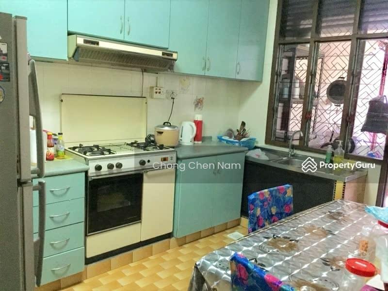 Terrace for Sale, Big Land With 2 Sty Original Terrace, Suits Rebuild Or A & A. Very Near To Kembangan Mrt & Pcn, SGD 4,000,000 | Freehold