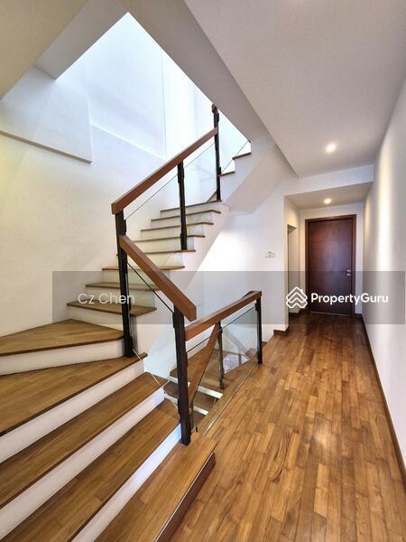 Cluster House for Sale: D11, 298700