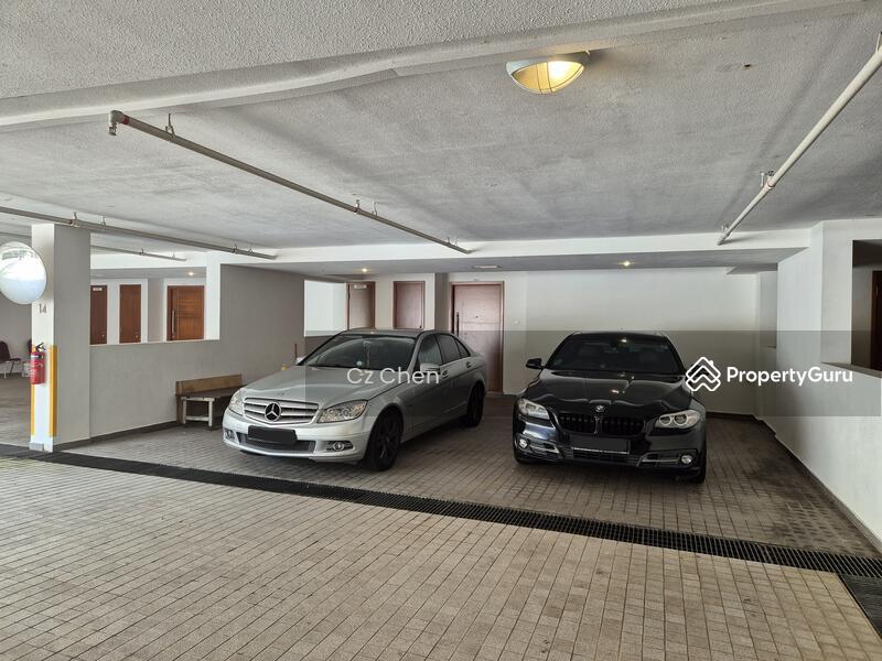 Cluster House for Sale: D11, 298700