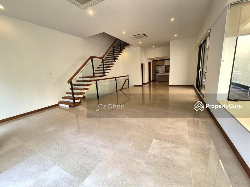 Cluster House for Sale: D11, 298700