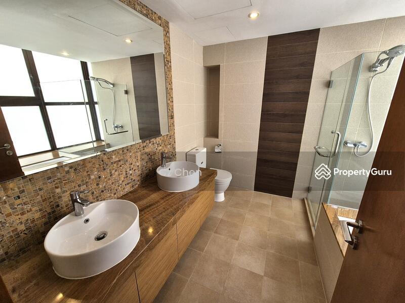 Cluster House for Sale: D11, 298700