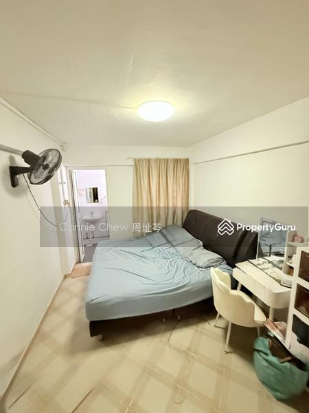 Prop-GPT: HDB Flat: D27 Yishun 774 Yishun Avenue 3